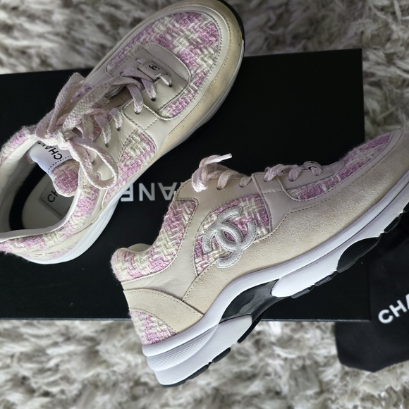 Chanel Pink And Ecru Tweed Sneakers - Picture 1 of 12